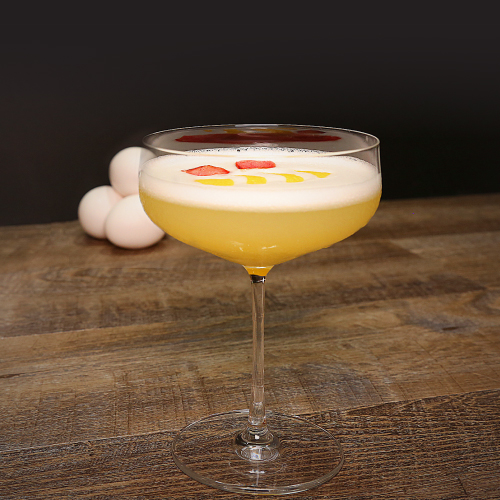 Egg Whites in Cocktails: Why use Them and How to do it Safely