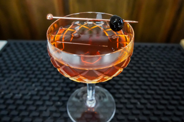 The Manhattan, a 3 ingredient cocktail