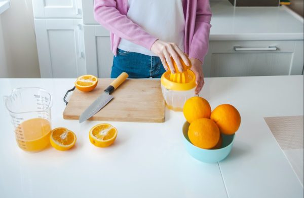 Maximizing Juice Yield: The Benefits of a High-Quality Lemon Squeezer
